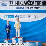 EditFB-074
