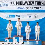 EditFB-082
