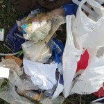 Podjetja pozor! Policija opozarja na nov način spletnih prevar FOTO: Mostje: Kdo je kar pred naseljem odvrgel kup smeti?