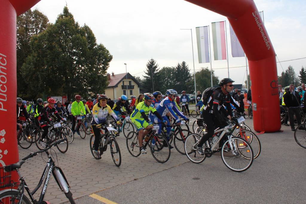 FOTO: Sklepna prireditev Slovenija kolesari 2016 v Dobrovniku