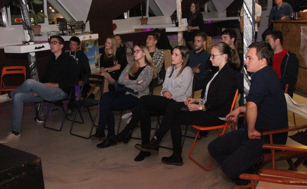FOTO: Novo vodstvo v Klubu študentov Lendava