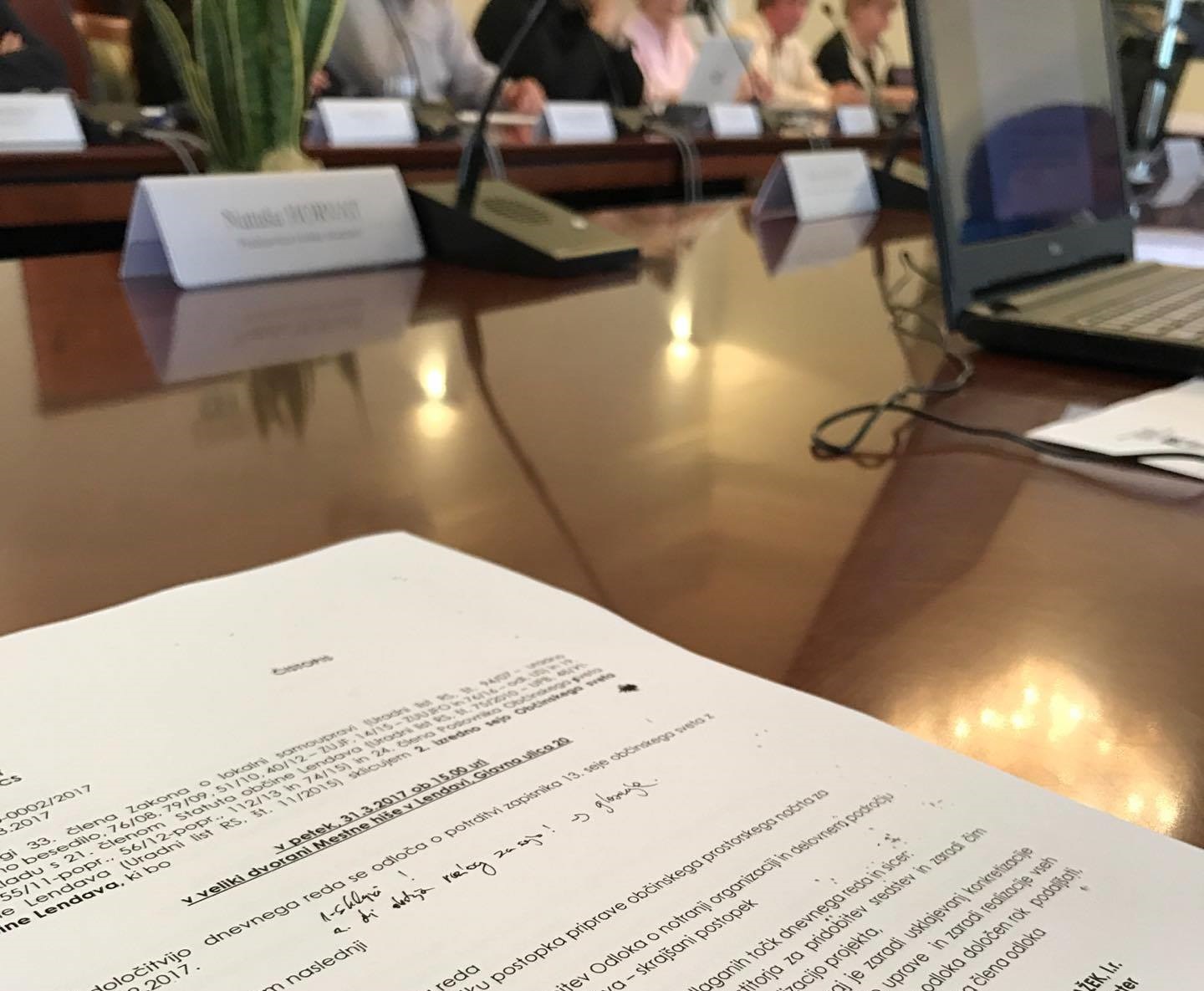Interes javnosti o dostopnosti javnih informacij: Korak bližje k snemanju sej občinskega sveta Občine Lendava