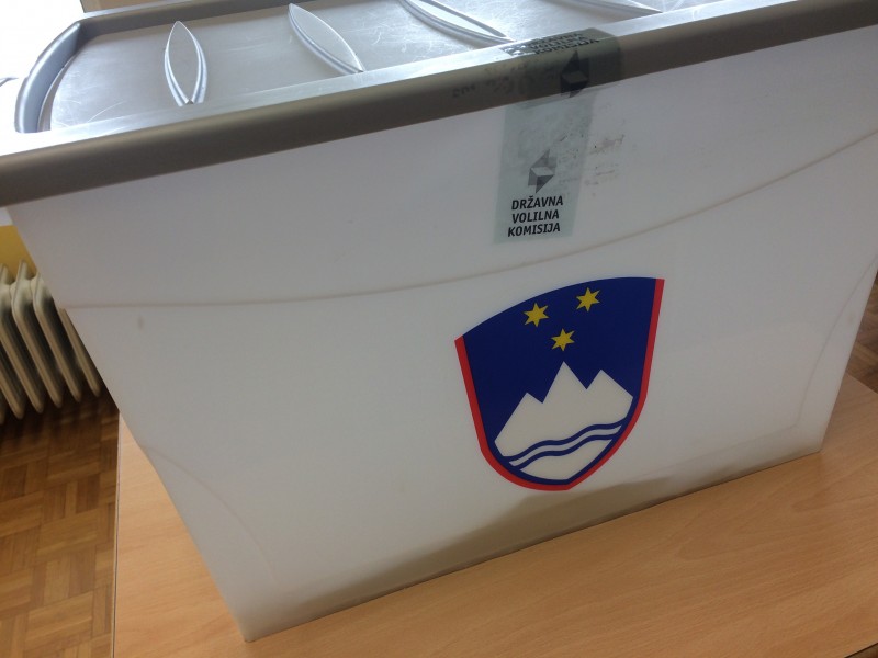 Lokalne volitve 2018: 2. krog: Udeležba do 16.00 ure 33,78 odstotna