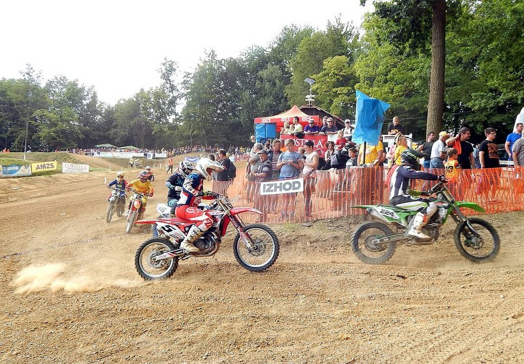 FOTO: Mačkovci: Slavil Tim Gajser