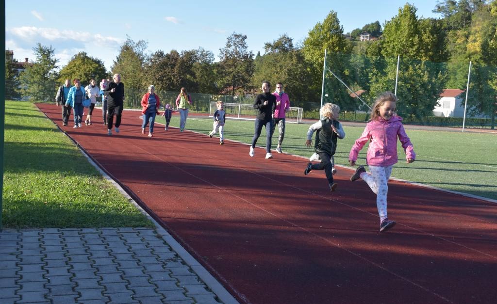 FOTO: Včeraj se je tudi v Lendavi pričel evropski teden športa