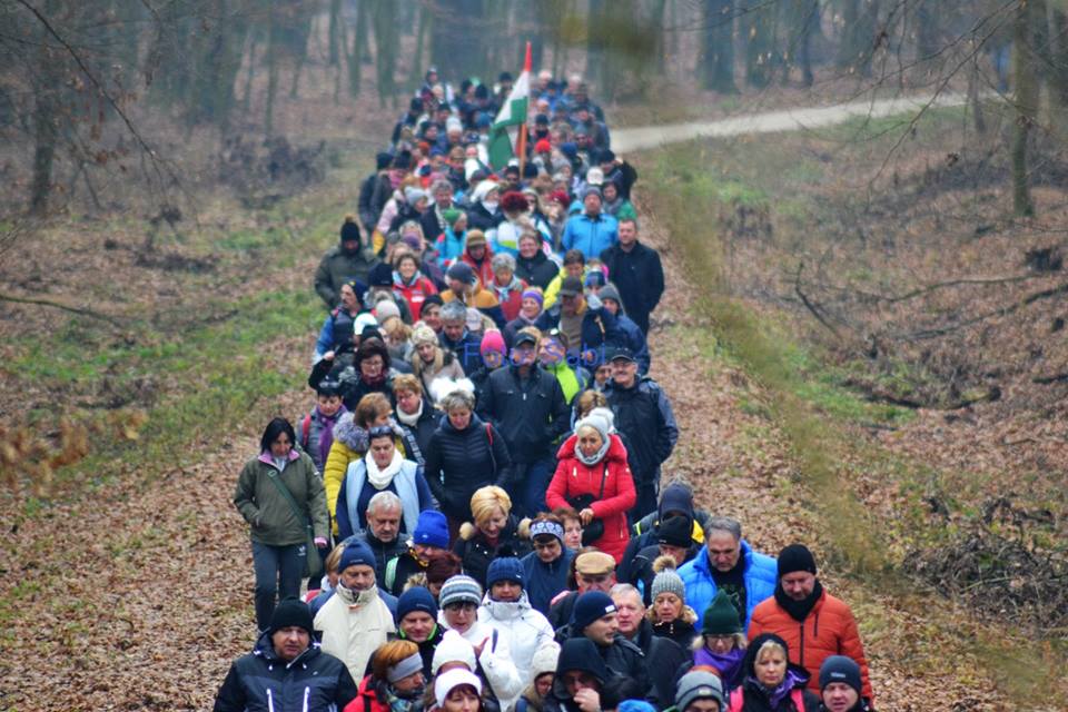 FOTO: Pohod in tradicionalno srečanje na meji v Žitkovcih v Parku prijateljstva
