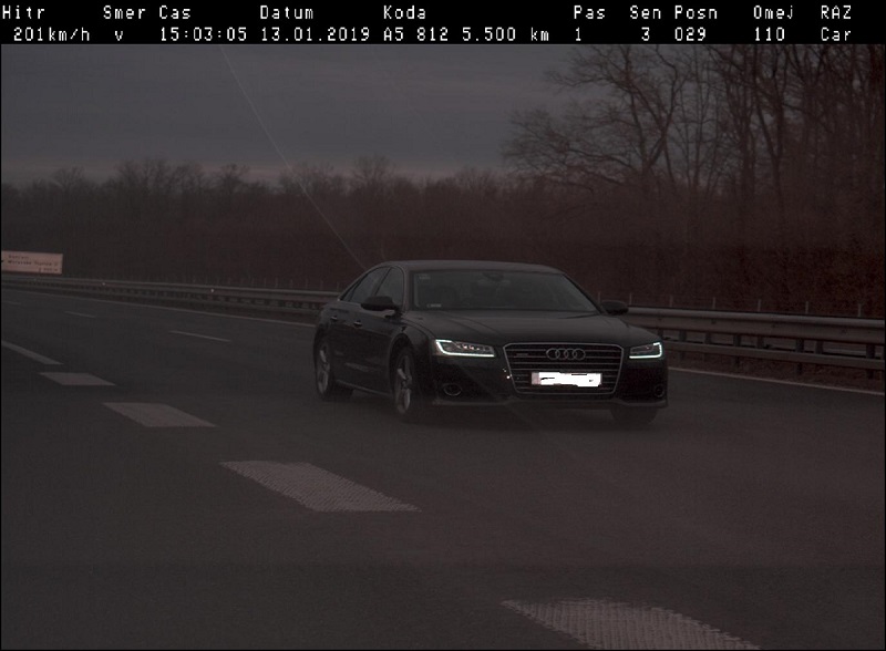 Na pomurski avtocesti vozil 201 km/h