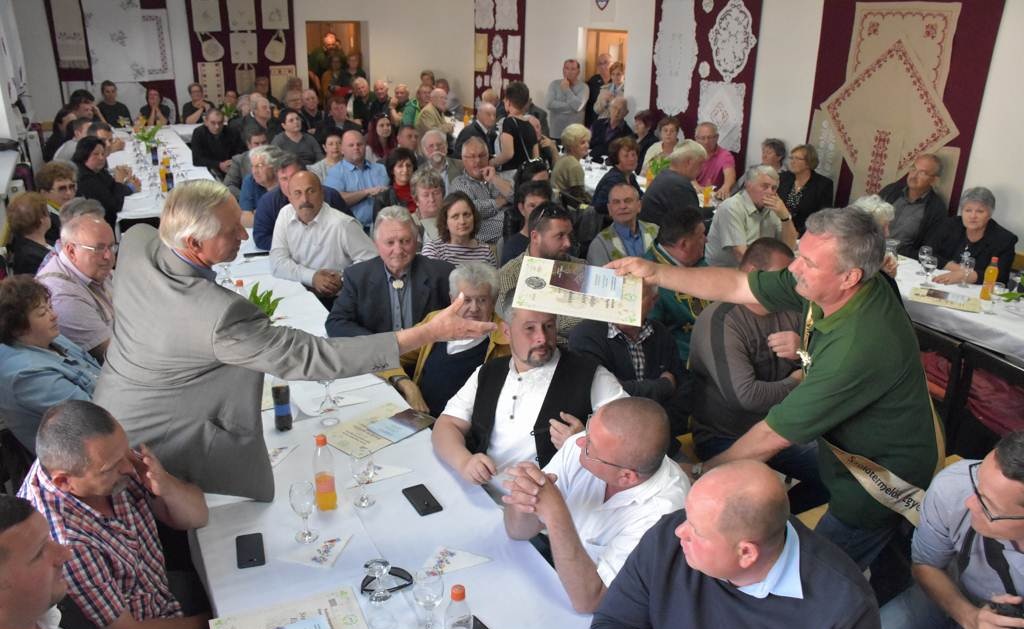 FOTO: V Čentibi podelili priznanja z letošnjega ocenjevanja vin