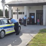 FOTO: Iz Petišovcev so jih včeraj na Hrvaško vrnili devet