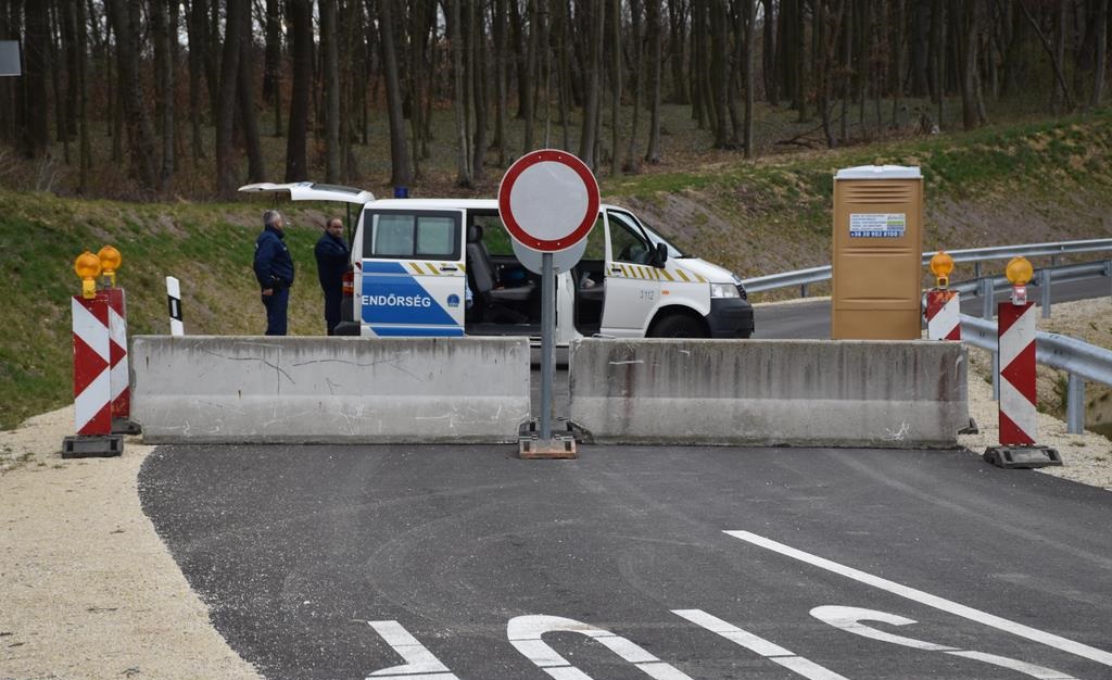 PRAVKAR: Madžarska napovedala, da s 1. septembrom zapira svoje meje