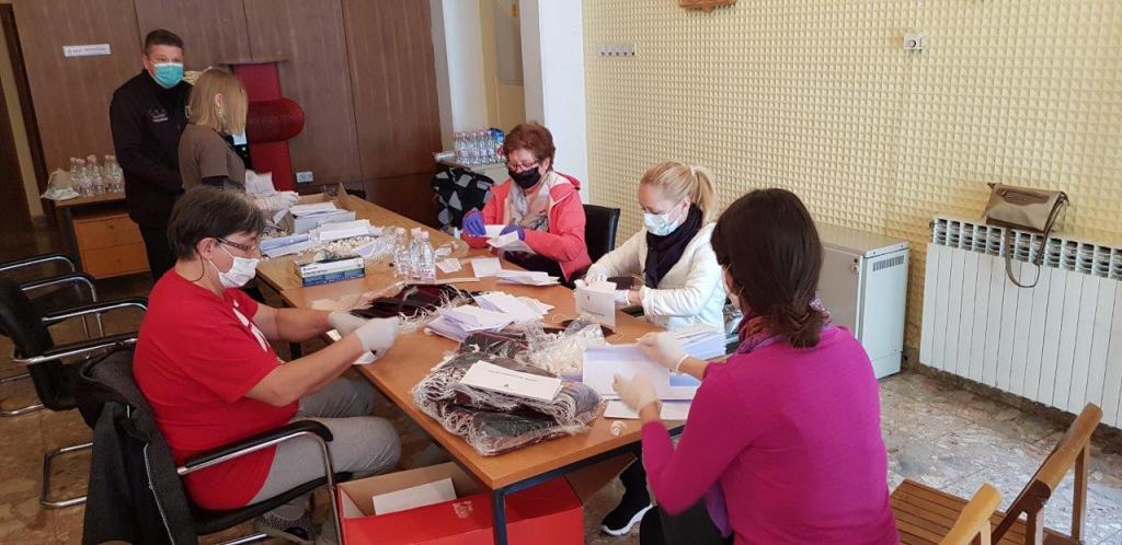 Zaščitne maske tudi v Murski Soboti Zaščitne maske tudi v Murski Soboti