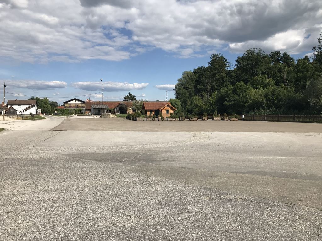 Bi Hotižani lahko ostali brez “Nogače”?