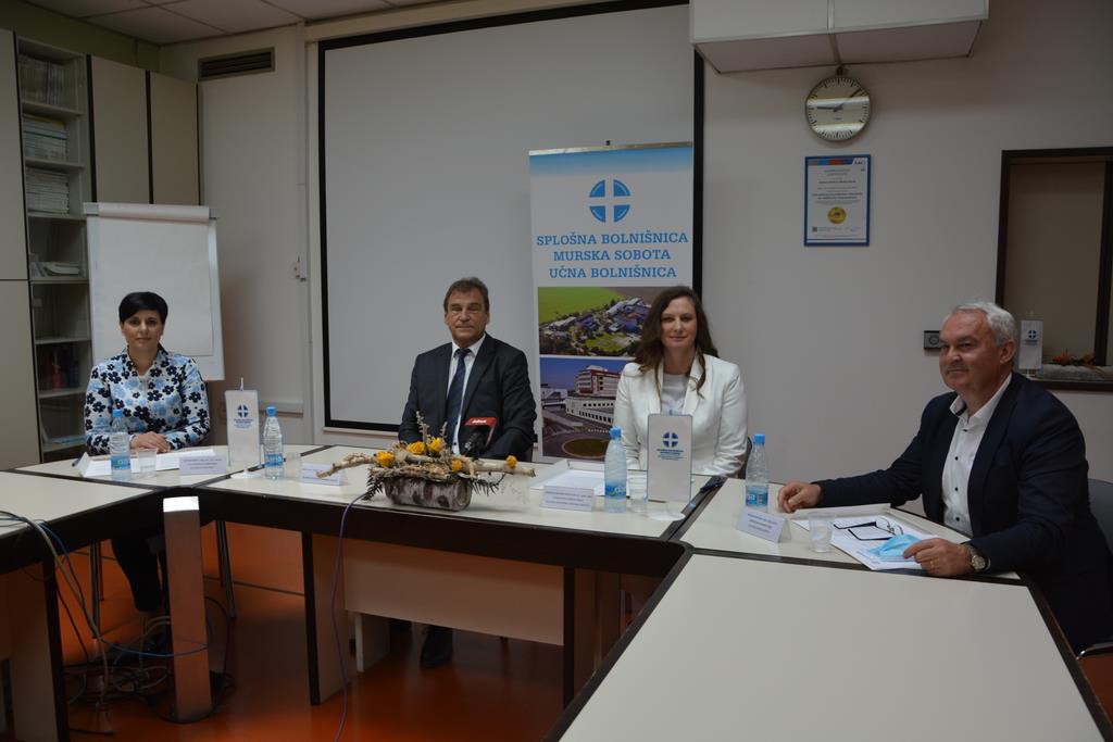 Vodstvo Splošne bolnišnice Murska Sobota Pomurce poziva k cepljenju Vodstvo Splošne bolnišnice Murska Sobota Pomurce poziva k cepljenju
