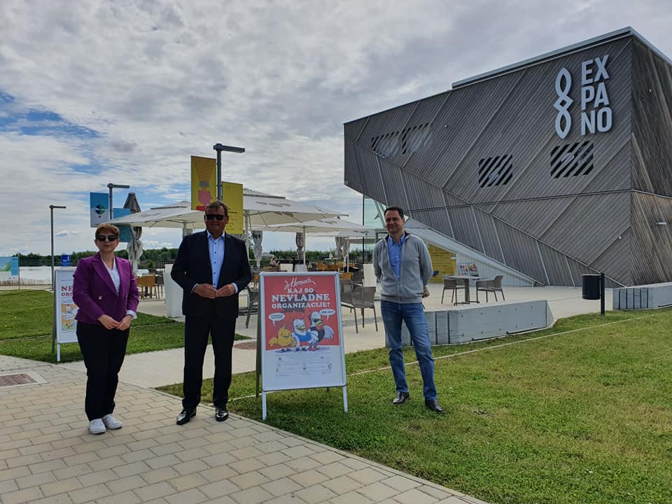 Stripovska razstava o nevladnih organizacijah v Expanu in v središču Murske Sobote Stripovska razstava o nevladnih organizacijah v Expanu in v središču Murske Sobote