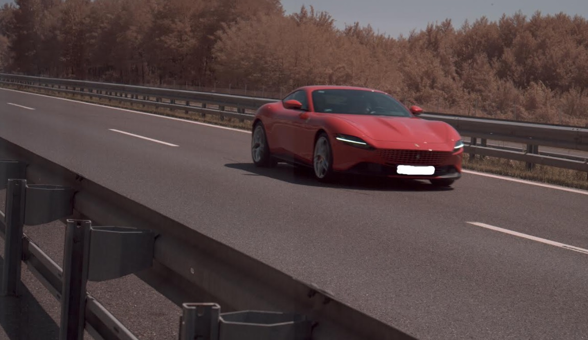 Pomurska avtocesta: Voznik osebnega avtomobila Ferarri vozil 236 km/h