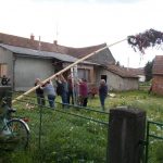 FOTO: V Dolini postavili mlaj, imeli gasilski piknik ter obeležili materinski dan FOTO: Postavitev mlaja in kresovanje v Petišovcih