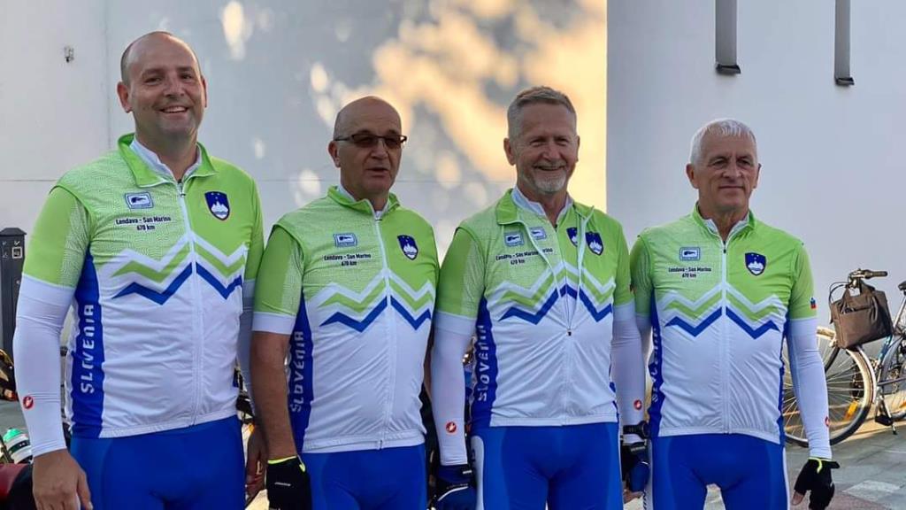 FOTO: S kolesi iz Lendave včeraj krenili v San Marino FOTO: S kolesi iz Lendave včeraj krenili v San Marino