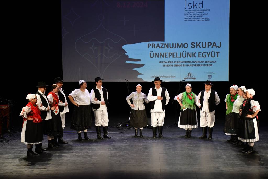 FOTO: Praznujmo skupaj