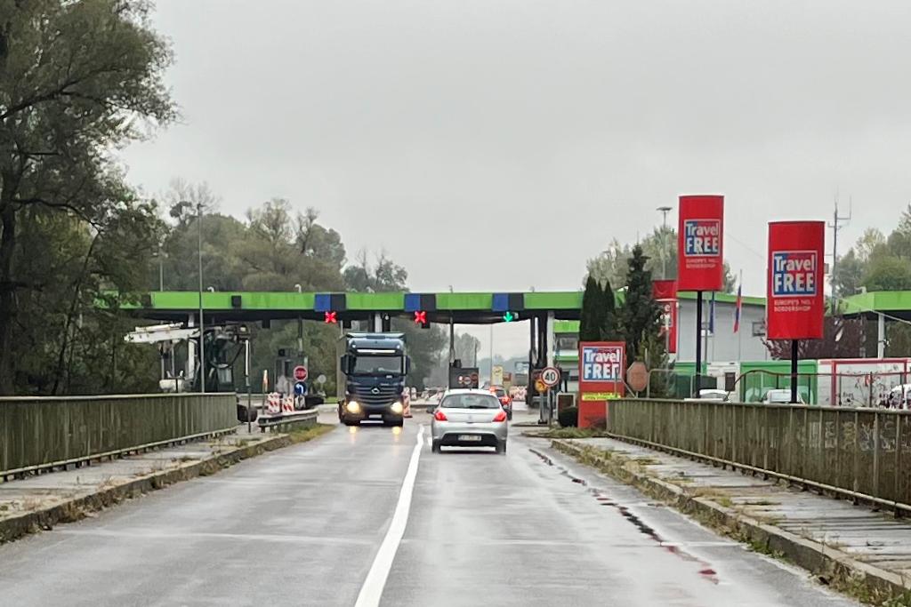 Podaljšanje začasnega ponovnega nadzora na mejah s Hrvaško in Madžarsko do 21. decembra 2026 Podaljšanje začasnega ponovnega nadzora na mejah s Hrvaško in Madžarsko do 21. decembra 2026