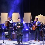 FOTO: V Gledališki in koncertni dvorani nastopili Modrijani