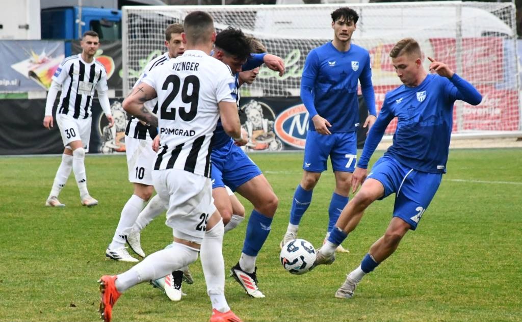 Prekmurski derbi se jutri vrača v Lendavo: Nafta 1903 in Mura za nove prvenstvene točke