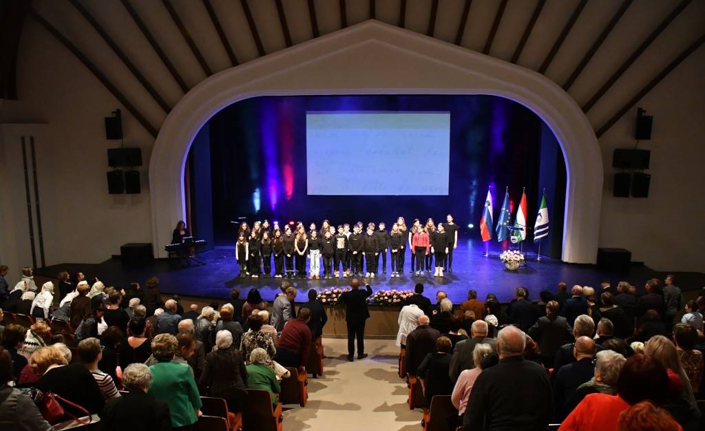 FOTO: Osrednja občinska slovesnost ob slovenskem kulturnem prazniku