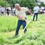 FOTO: Minulo soboto so se v Gornjem Lakošu pomerili v košnji