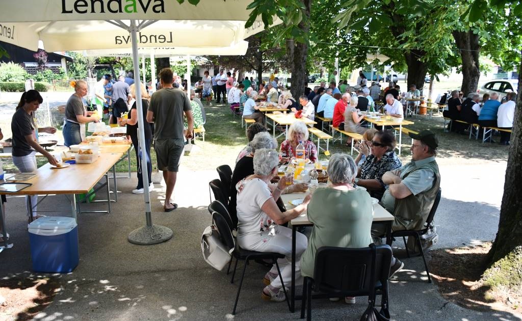 FOTO: V Trimlinih se odvija vaški dan FOTO: V Trimlinih se odvija vaški dan