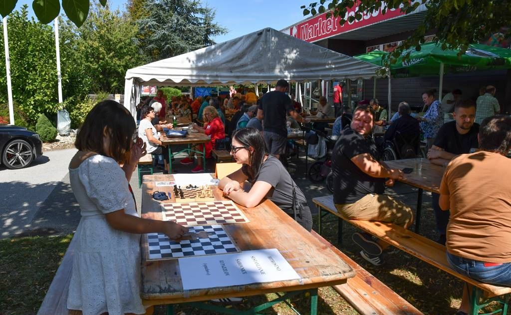 FOTO: Sobota v Petišovcih minila v znamenju šaha