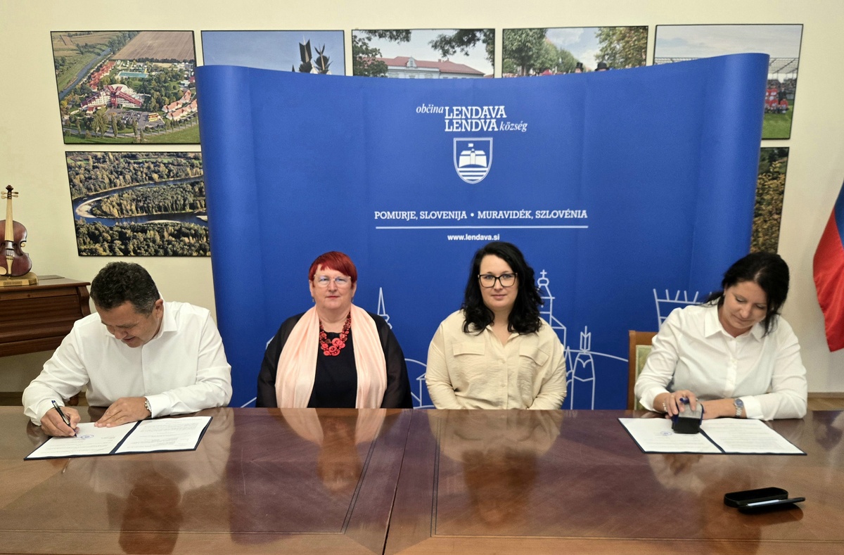 Obnova Gledališke in koncertne dvorane: Pogodba za izvedbo del je bila podpisana včeraj Obnova Gledališke in koncertne dvorane: Pogodba za izvedbo del je bila podpisana včeraj