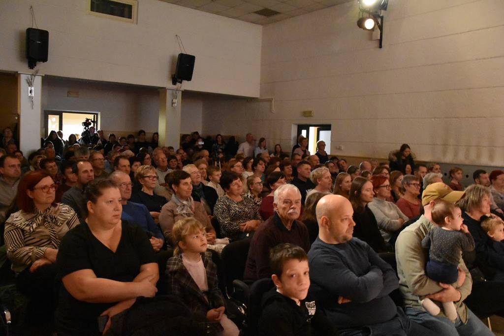 FOTO: Polanski večer v dvorani Doma krajanov v Veliki Polani
