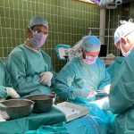 Pomemben mejnik: V naši regijski bolnišnici prvič vstavili peritonealni dializni kateter