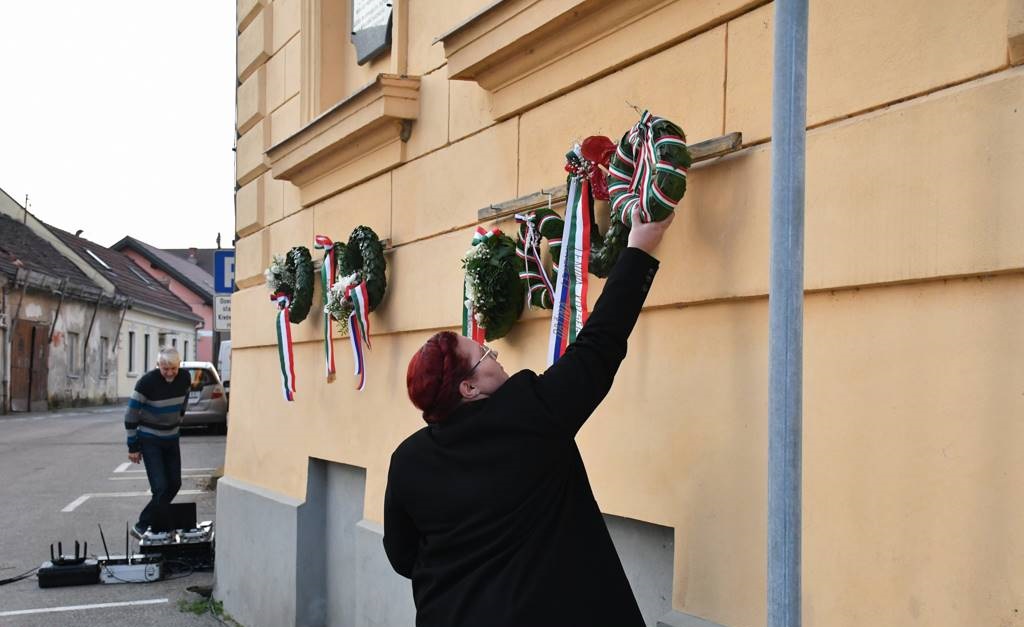 FOTO: Madžarski narodni praznik včeraj obeležili tudi v Lendavi