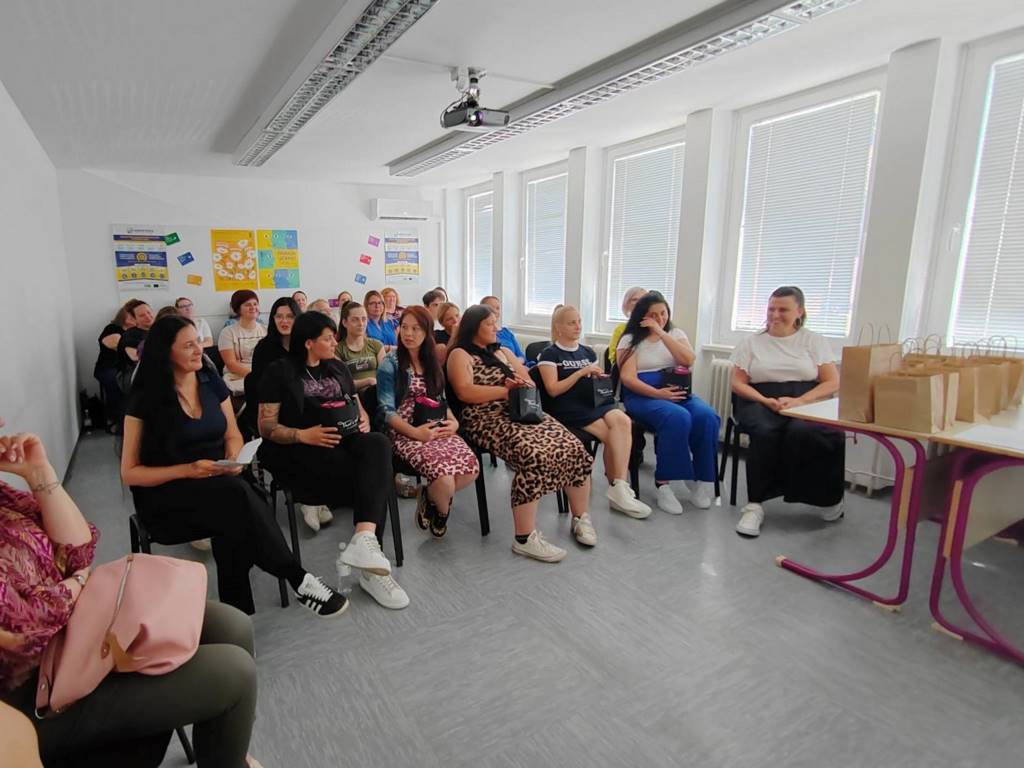 FOTO: Ganljivo slovo od udeleženk programa Socialna aktivacija +: “Vsaka skriva svoje talente”