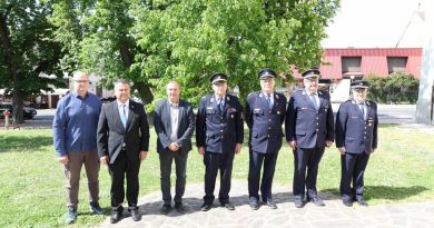 FOTO: V Lendavi ob godu svetega Florjana položili vence in sveče