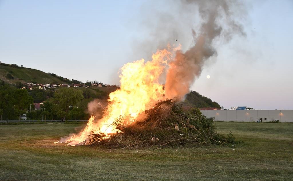 FOTO: Kresovanje v Lendavi