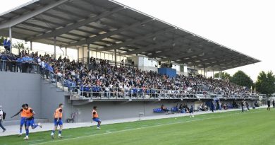FOTO: Odprtje nove igralne površine, odlično vzdušje, poln stadion in zmaga Nafte 1903