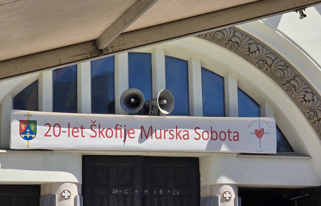 FOTO: Škofija Murska Sobota z osrednjo slovesnostjo včeraj obeležila 20 let delovanja