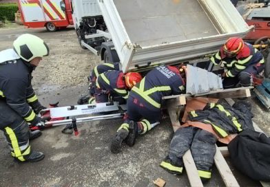 FOTO: Tri prostovoljna gasilska društva sodelovala pri gasilski vaji “Delovna nesreča”