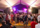 FOTO: Noč ob Bukovniškem jezeru popestrili Burjana & Band ter Vlado Kalember & Srebrna krila