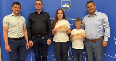 Lendavski učenci, dijaki in študenti tudi letos do brezplačnih kopalnih kart