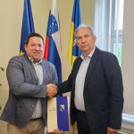 (Sedaj že bivša) Vlada odgovorila na pobudo državnih svetnikov po obisku Pomurja Podpisana pogodba za nadgradnjo Športnega parka Beltinci, naložba vredna več kot 1,7 milijona evrov