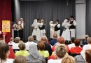 FOTO: V Gaberju 16. predstavitev kulturnih društev: Približno 100 nastopajočih povezalo tri občine