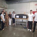 FOTO: Dijaki Dvojezične srednje šole Lendava izdelali laserski gravirnik za VDC Murska Sobota