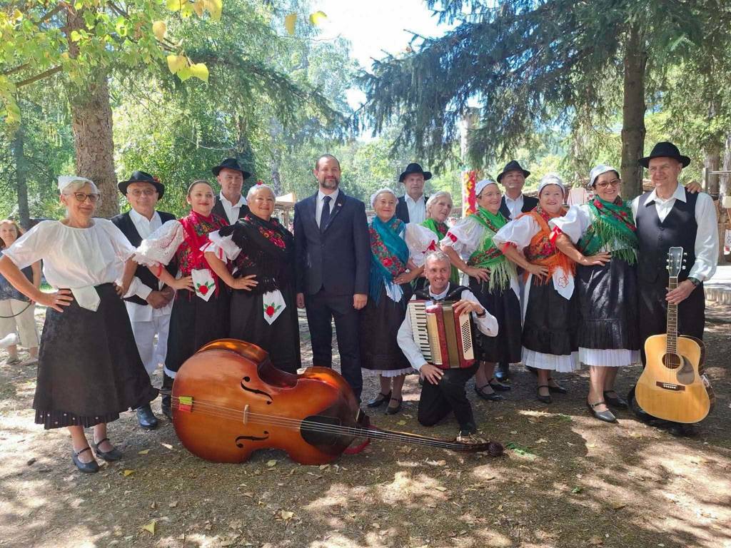 HKD Pomurje iz Lendave na kulturnem obisku pri hrvaški skupnosti v Bolgariji