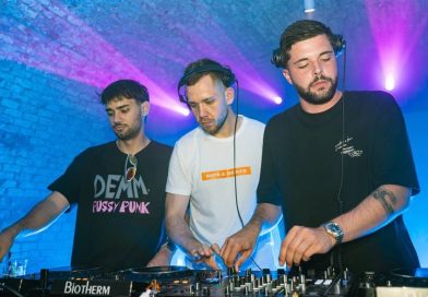 FOTO: Sunset sips & beats na lendavskem gradu