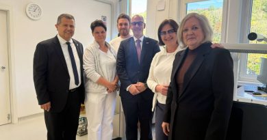 FOTO: Minister za zdravje dr. Tadej Ostrc si ogledal investicijo v Zdravstvenem domu Lendava