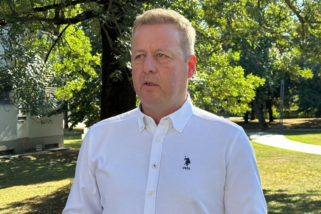 Igor Magdič včeraj tudi uradno napovedal kandidaturo za župana Lendave: “Dovolj je delitev na naše in vaše”