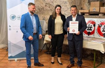 FOTO: Občina Lendava tudi uradno prejela certifikat Mladim prijazna občina