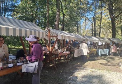 Brezmejni sejem v Parku prijateljstva povezal Žitkovce in Bödeházo